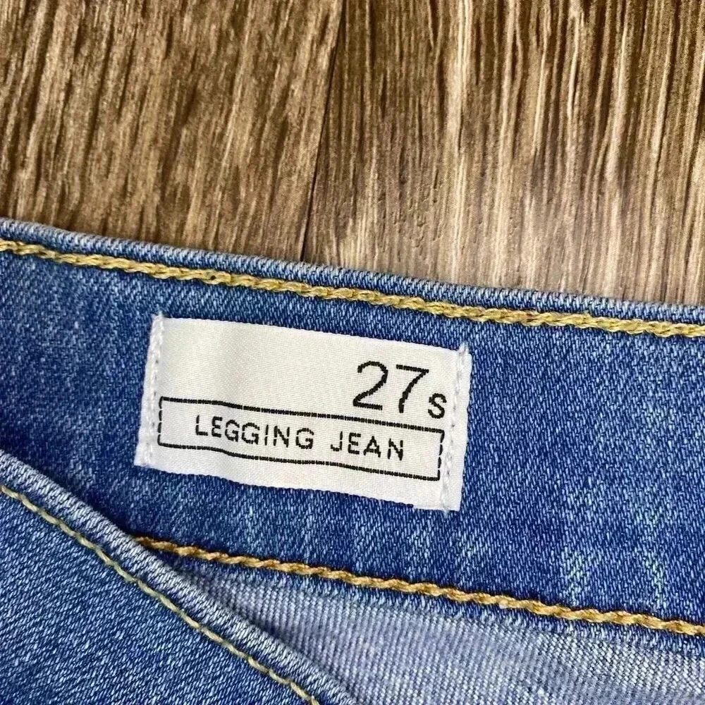 GAP womens 27